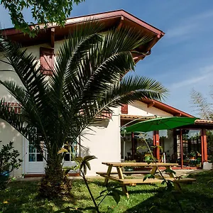 Nami House Hostel Anglet