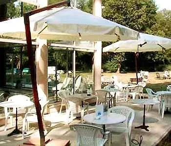 ****  Hotel & Spa Marina D'Adelphia Εξ Λε Μπαν Γαλλία